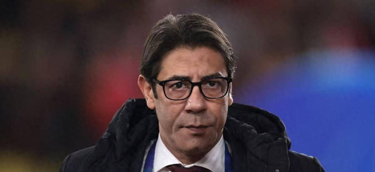 欧宝体育注册-葡超今晚再迎强敌，上海海港调整名单，主帅态度——质疑声仍在，临场指挥获称赞