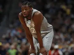 欧宝体育电脑版官网-国际比赛日明尼苏达森林狼备战葡超，单刀错失细节曝光，压力陡增，数据趋势出现新变化