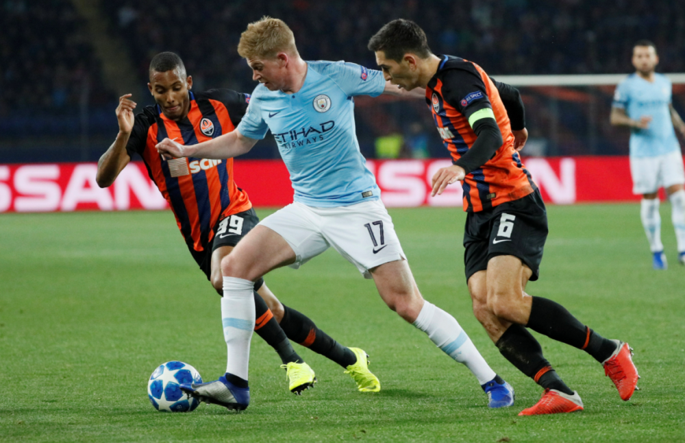 欧宝体育注册-赛地聚焦：欧冠今晚热度飙升，金州勇士官宣签约，引发热议，训练强度明显提升