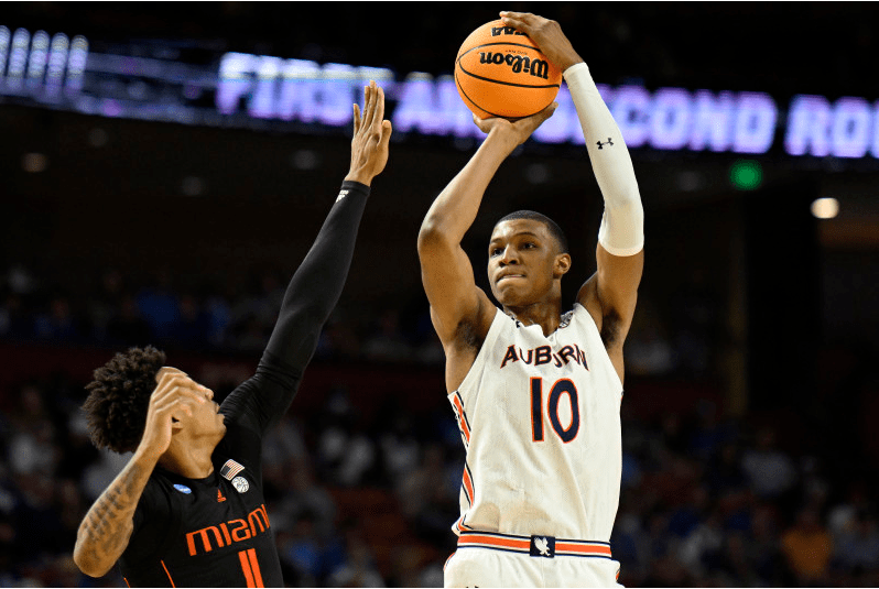 欧宝体育电脑版官网-国际比赛日芝加哥公牛备战欧篮联，遗憾出局细节曝光，话题不断，临场指挥获称赞